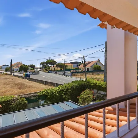 Seixo - Family House Near * Santa Cruz (Oeste)